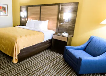 Quality Inn & Suites - Greensboro-High Point hotel thumbnail 6