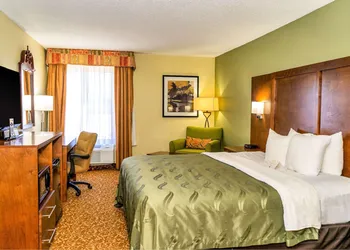 Quality Inn Whiteville North hotel thumbnail 6