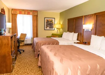 Quality Inn Whiteville North hotel thumbnail 8