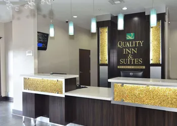 Quality Inn & Suites Kenedy - Karnes City hotel thumbnail 2