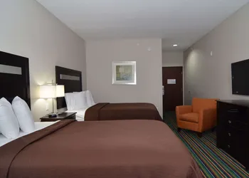 Quality Inn & Suites Kenedy - Karnes City hotel thumbnail 7