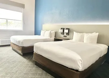 Comfort Inn & Suites Cartersville - Emerson Lake Point hotel thumbnail 8