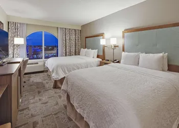 Hampton Inn Myrtle Beach Broadway at the Beach hotel thumbnail 5