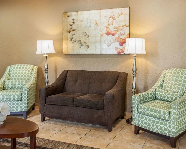 Quality Inn Huntingburg - Jasper hotel detail image 2