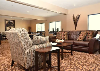 Cobblestone Inn & Suites - Clarion hotel thumbnail 5