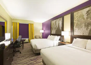DoubleTree by Hilton Hotel Savannah Historic District hotel thumbnail 5