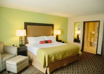 Holiday Inn Murfreesboro by IHG hotel thumbnail 4