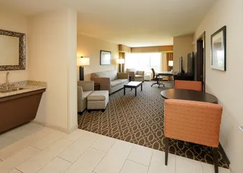 Holiday Inn Murfreesboro by IHG hotel thumbnail 5