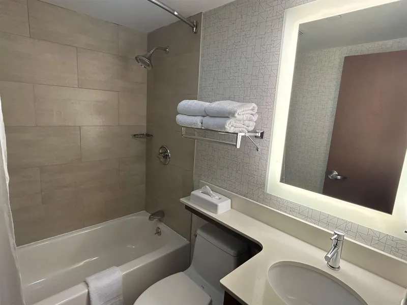 Best Western Roslyn-Long Island Hotel hotel detail image 6