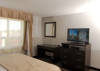 Paradise Inn & Kitchenette Suites hotel thumbnail 4