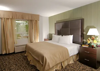 Paradise Inn & Kitchenette Suites hotel thumbnail 7