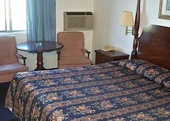 Economy Inn Wentzville hotel thumbnail 7