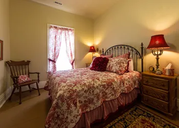 Grand Victorian Inn hotel thumbnail 3