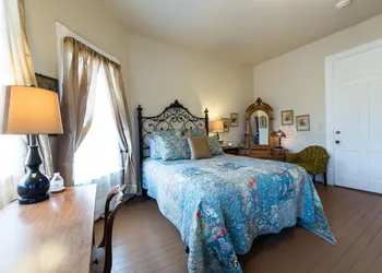 Grand Victorian Inn hotel thumbnail 4