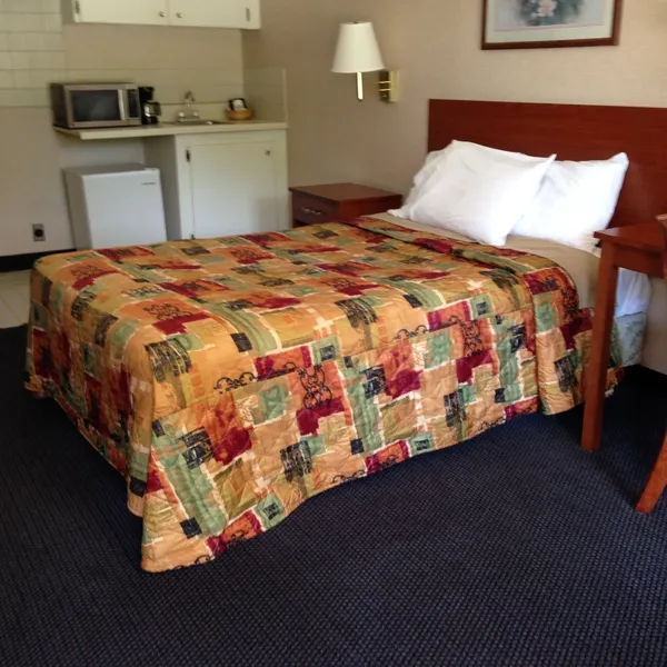 Knights Inn Elizabethtown hotel detail image 2