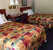 Knights Inn Elizabethtown hotel detail image 4