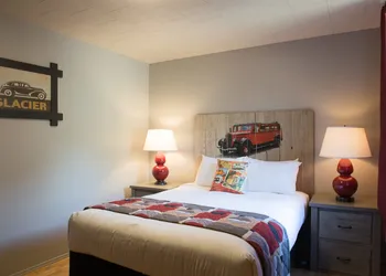 Rising Sun Motor Inn and Cabins - Inside the Park hotel thumbnail 2