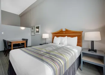 Country Inn & Suites by Radisson, Port Canaveral, FL hotel thumbnail 5