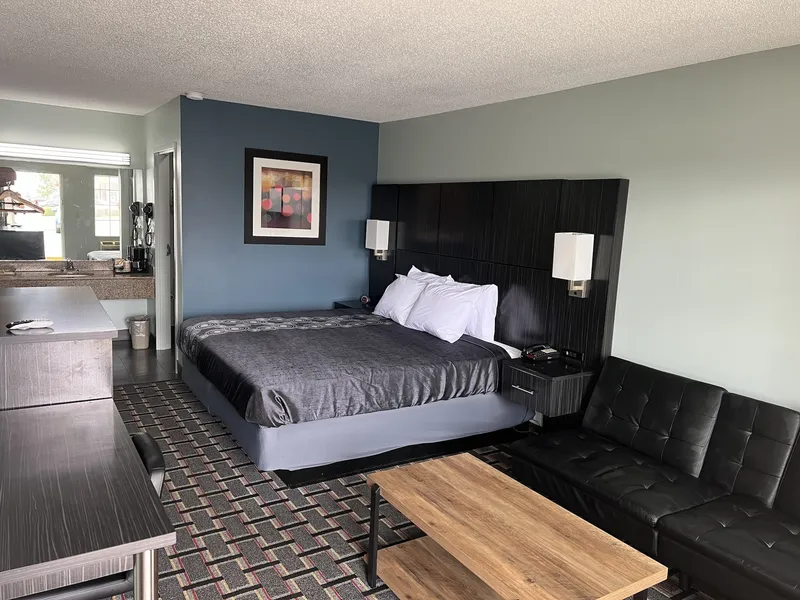 Executive Inn hotel detail image 2