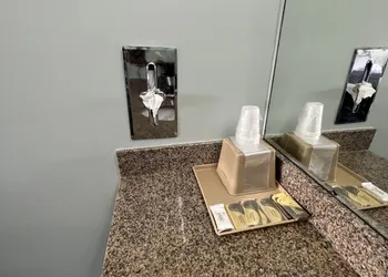 Executive Inn hotel thumbnail 6