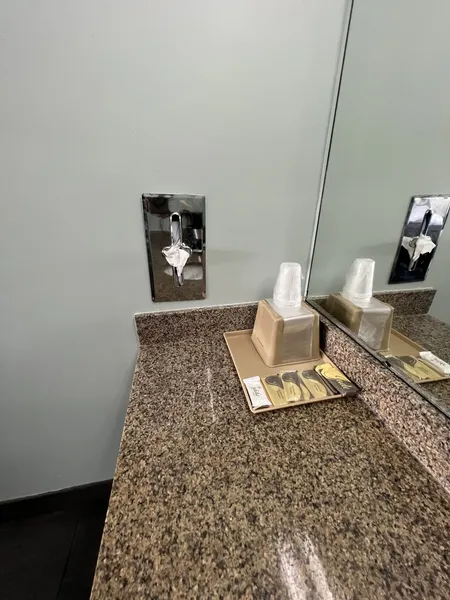 Executive Inn hotel detail image 6