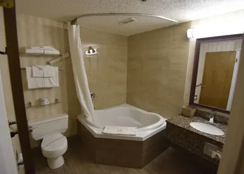 Tropical Inn hotel thumbnail 8