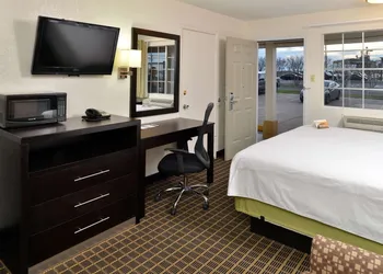 Quality Inn Gonzales hotel thumbnail 8