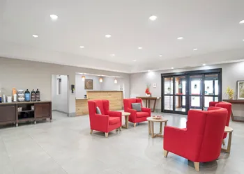 Comfort Inn & Suites Slidell - New Orleans Area hotel thumbnail 3