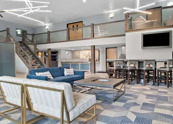 Best Western Plus Flint Airport Inn & Suites hotel thumbnail 3