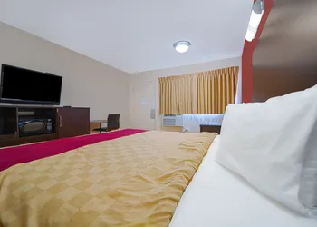 Mojave Hotel hotel thumbnail 8