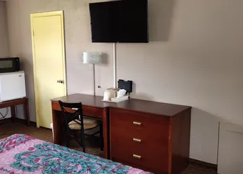 Best Budget Inn hotel thumbnail 4