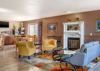 Quality Inn & Suites Prairie Du Chien hotel thumbnail 3