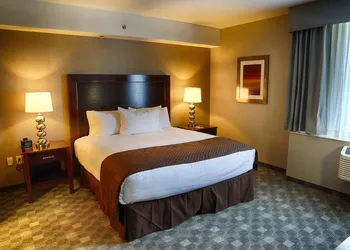 Doubletree By Hilton Lawrenceburg hotel thumbnail 4