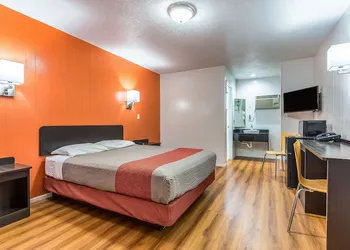 Motel 6 Tremonton, UT hotel thumbnail 7