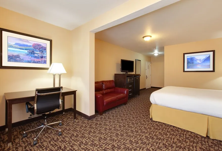 Holiday Inn Express Oakdale by IHG hotel detail image 2