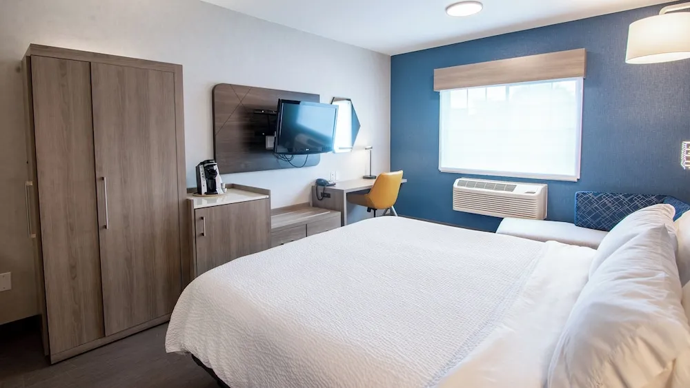 Holiday Inn Express Oakdale by IHG hotel detail image 6