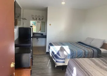 Arrowhead Inn hotel thumbnail 5