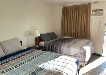 Arrowhead Inn hotel thumbnail 7