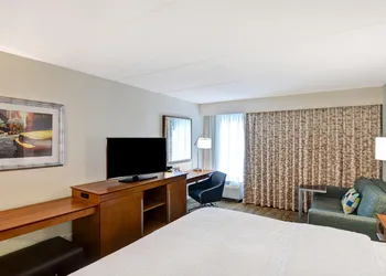 Hampton Inn Albany-Wolf Road (Airport) hotel thumbnail 6