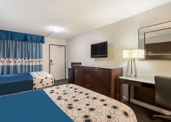 Rodeway Inn Greenwood hotel thumbnail 7