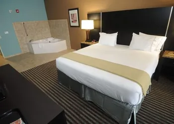 Holiday Inn Express Somerset by IHG hotel thumbnail 4