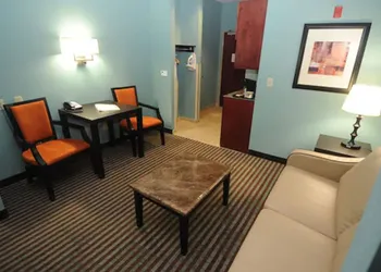 Holiday Inn Express Somerset by IHG hotel thumbnail 6