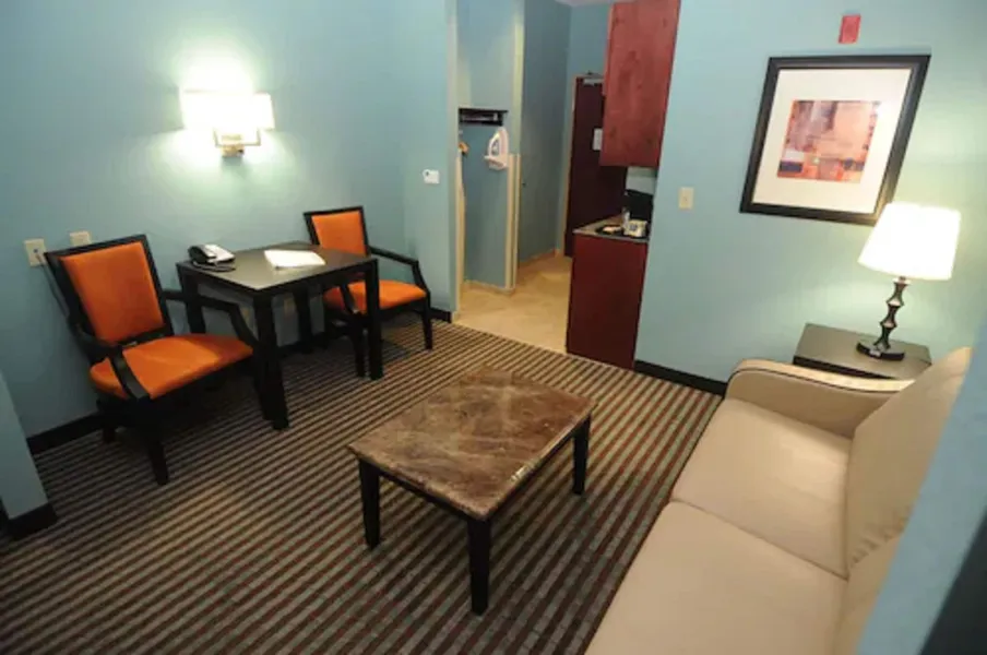 Holiday Inn Express Somerset by IHG hotel detail image 6