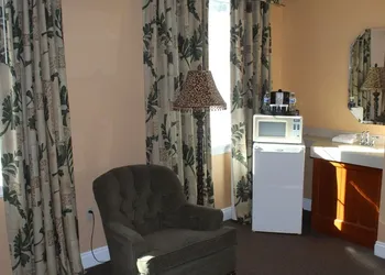 The Port Inn - Port St Joe, an Ascend Collection Hotel hotel thumbnail 5