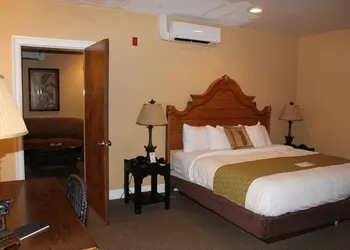 The Port Inn - Port St Joe, an Ascend Collection Hotel hotel thumbnail 6