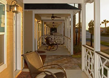 The Port Inn - Port St Joe, an Ascend Collection Hotel hotel thumbnail 7