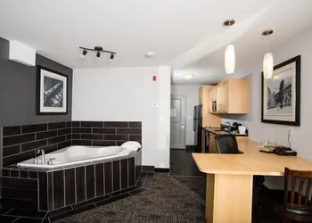 Western Star All Suites Carnduff hotel thumbnail 5