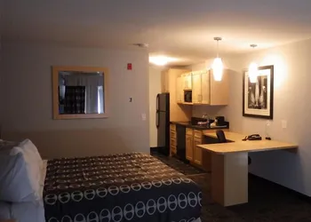 Western Star All Suites Carnduff hotel thumbnail 8