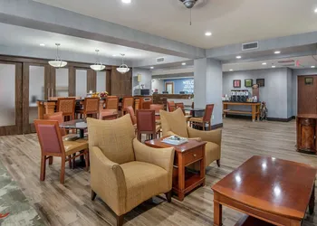 Hampton Inn Brownwood hotel thumbnail 2