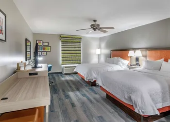 Hampton Inn Brownwood hotel thumbnail 5